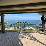 Apartmanhotel Baia La Ruota 4*