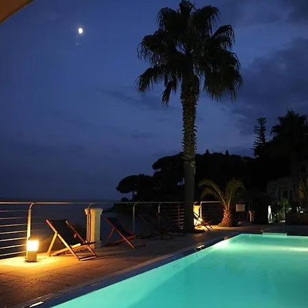 Baia La Ruota Apart Otel Bordighera