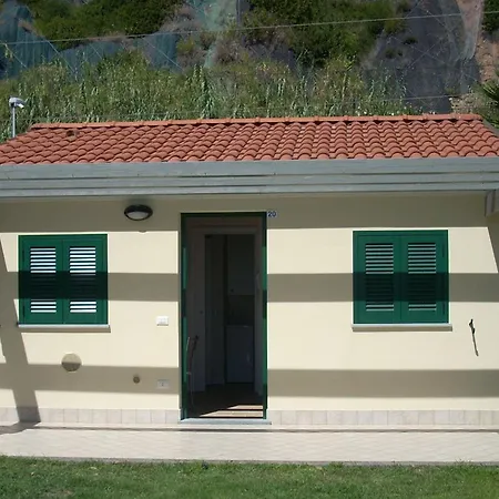 Baia La Ruota Hotel apartamentowy 4*